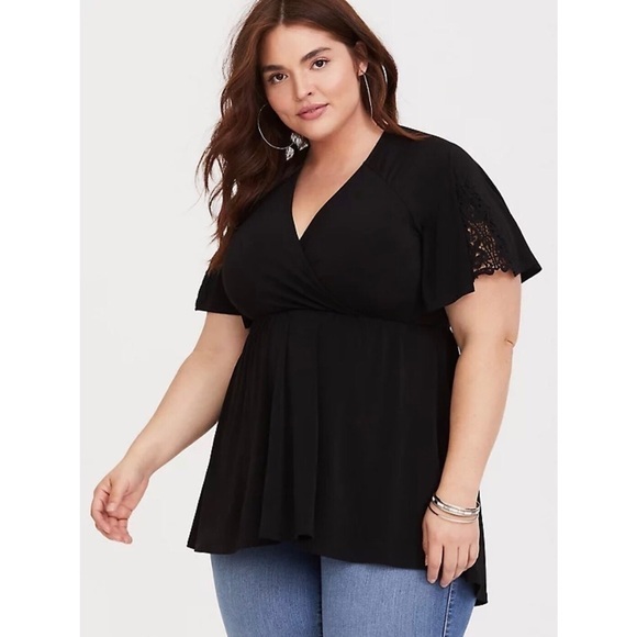 E020 Torrid Lace Sleeve Studio Knit Babydoll Top Black - Picture 1 of 6
